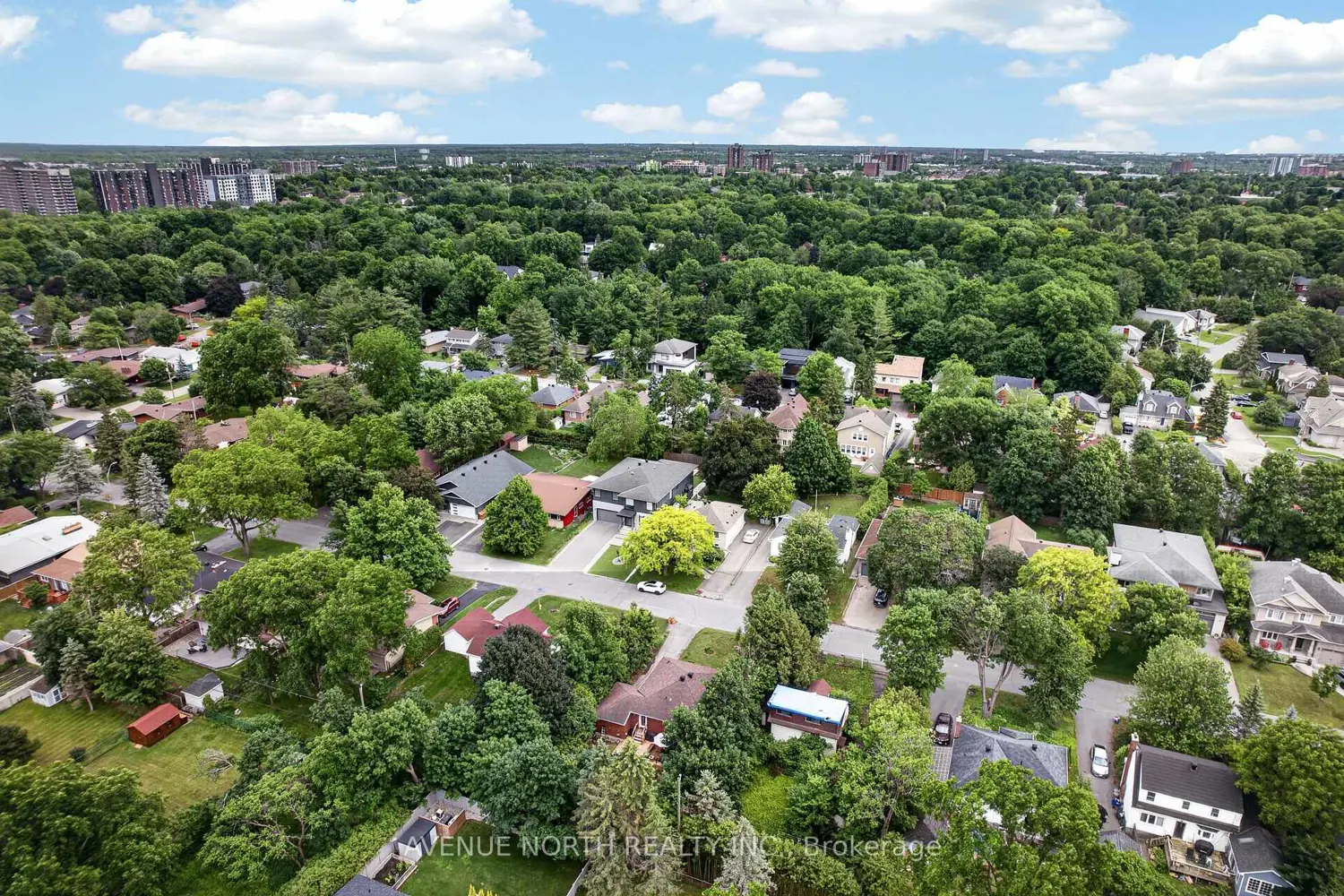 305 Mountbatten Avenue photo 2