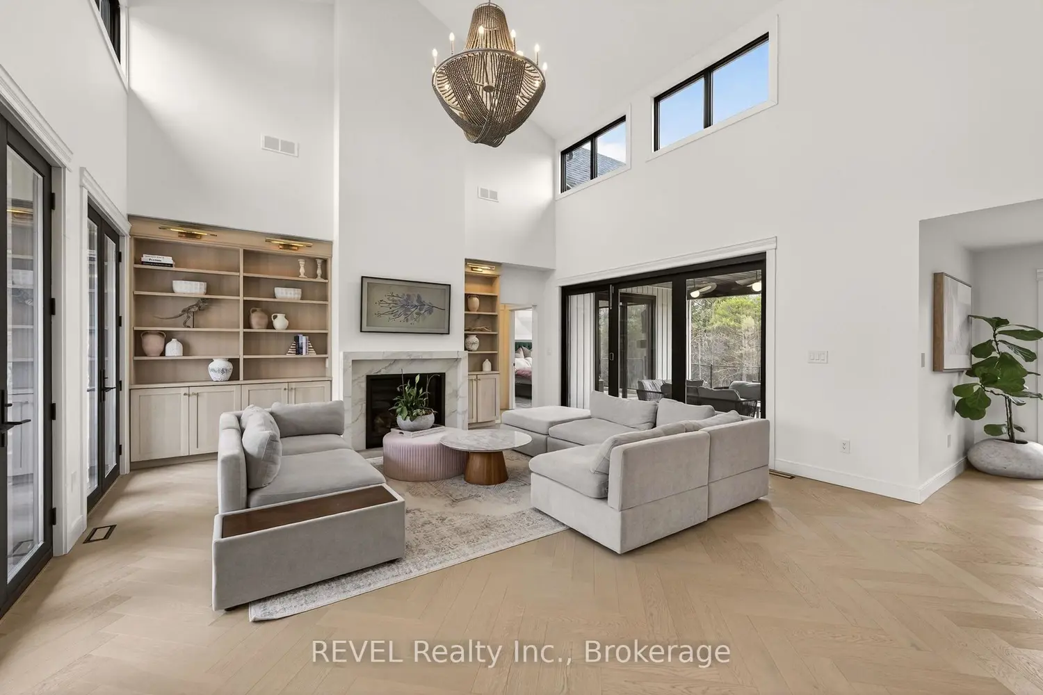 3901 White Road photo 3
