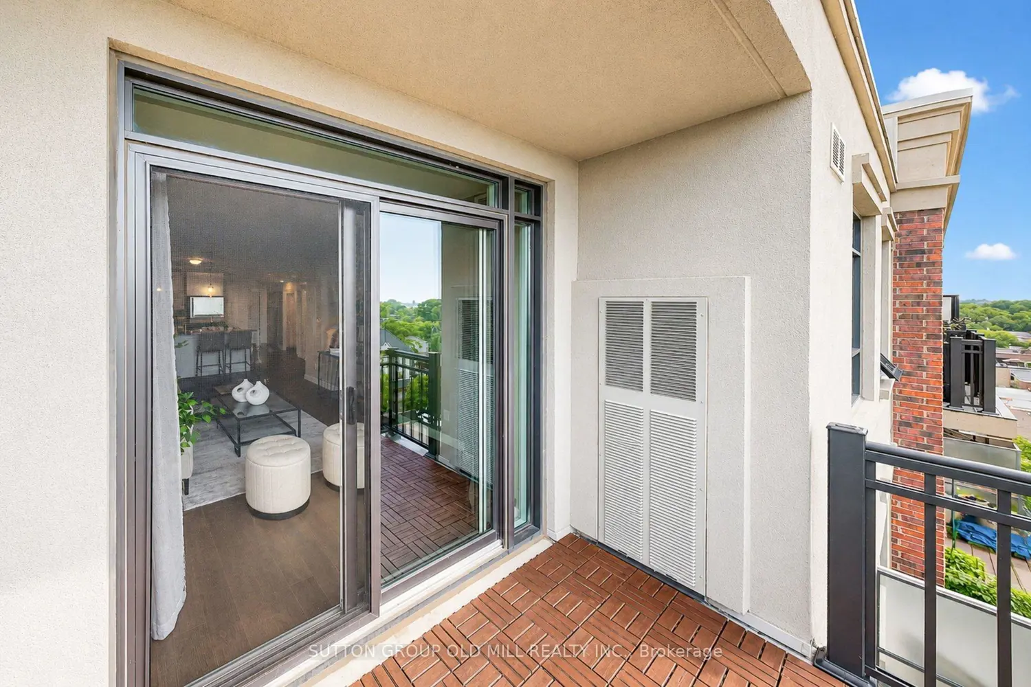 3563 Lake Shore Boulevard 707 photo 5