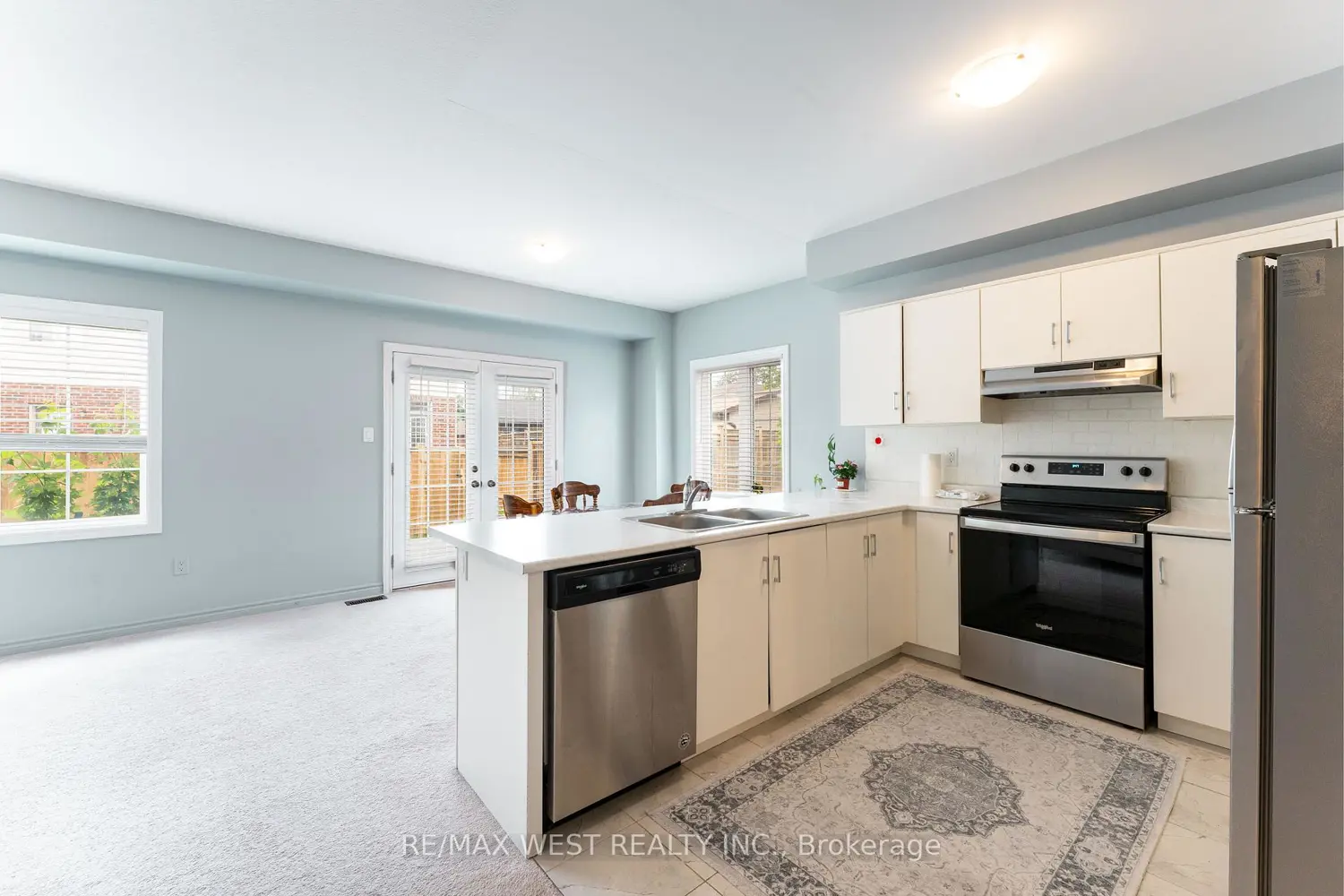24 Dewberry Drive photo 5