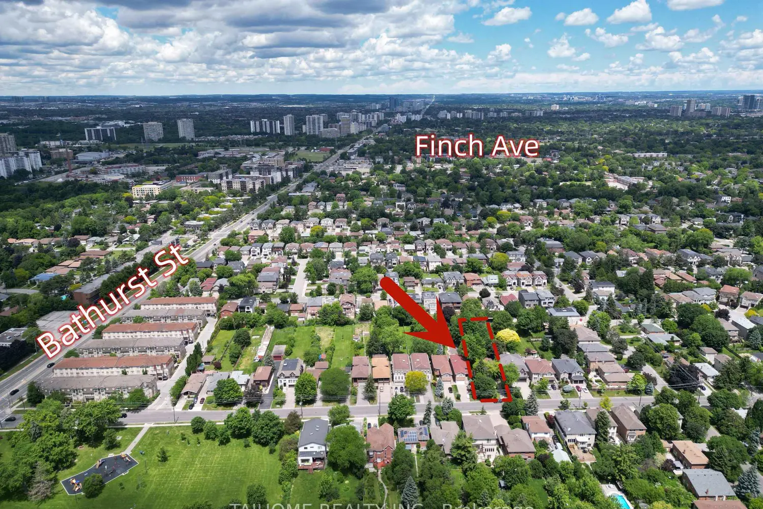 462 Ellerslie Avenue photo 2