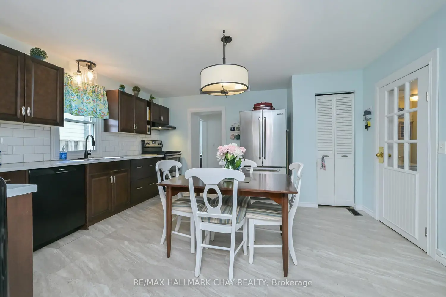 141 Murphy Road photo 3