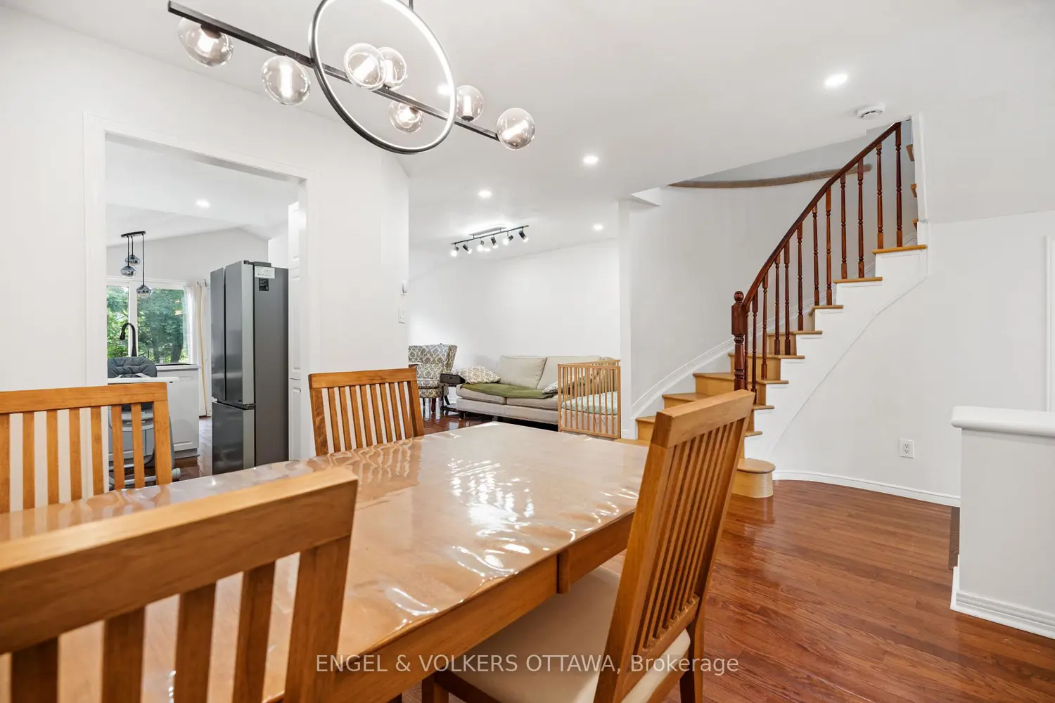 18 Cambray Lane photo 3