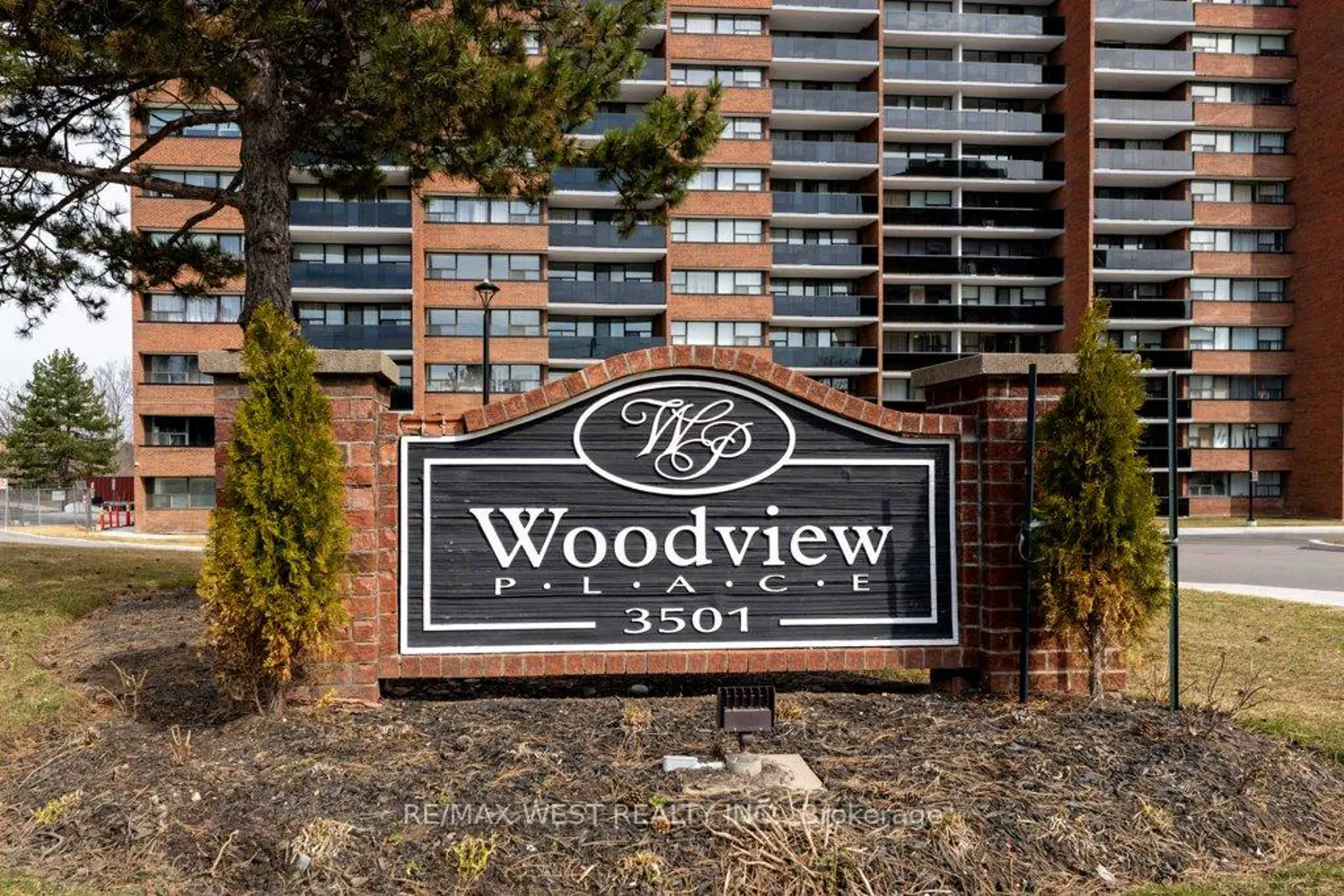 3501 Glen Erin Drive 1001
