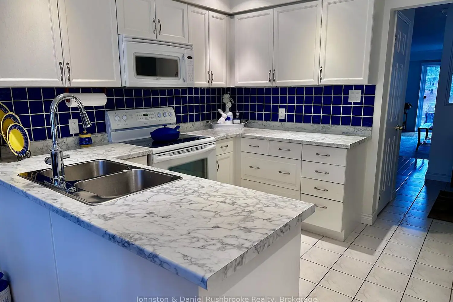 39 Shoreline Drive photo 5
