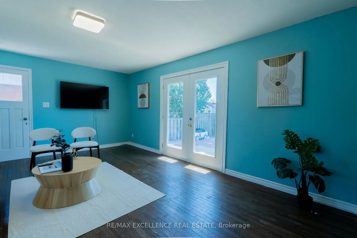 27 Wadsworth Drive photo 3