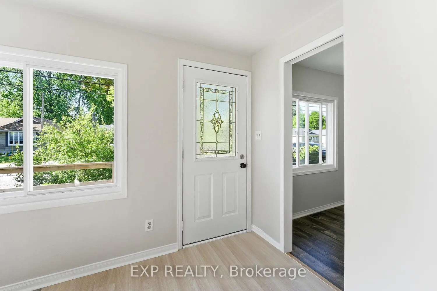 217 Bayview Avenue photo 3