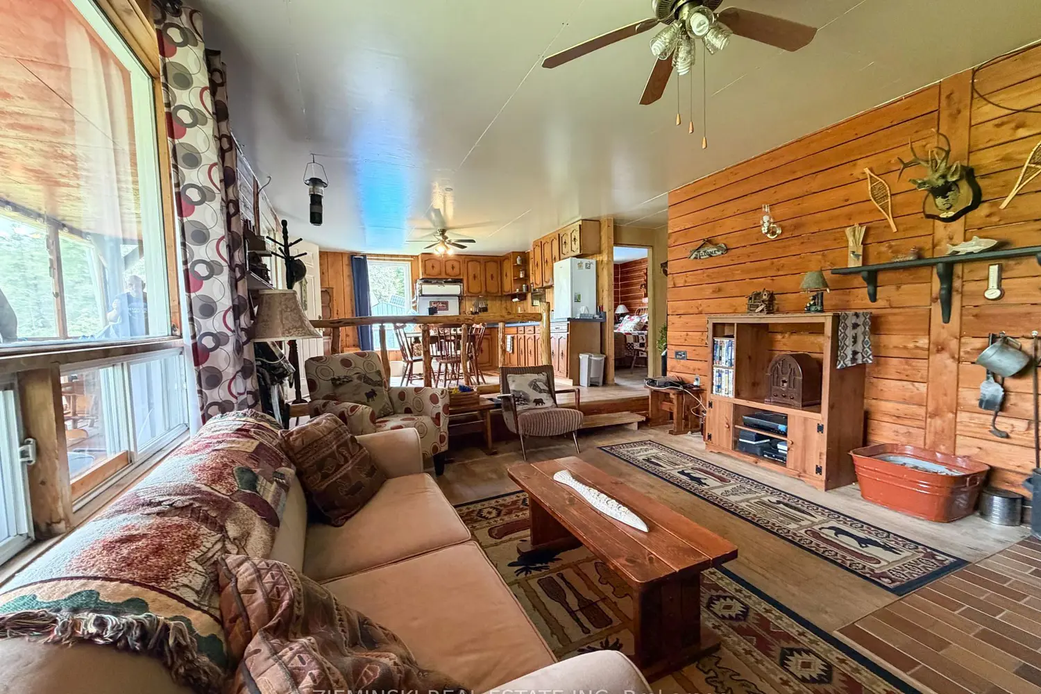 22 Rapids Avenue photo 5