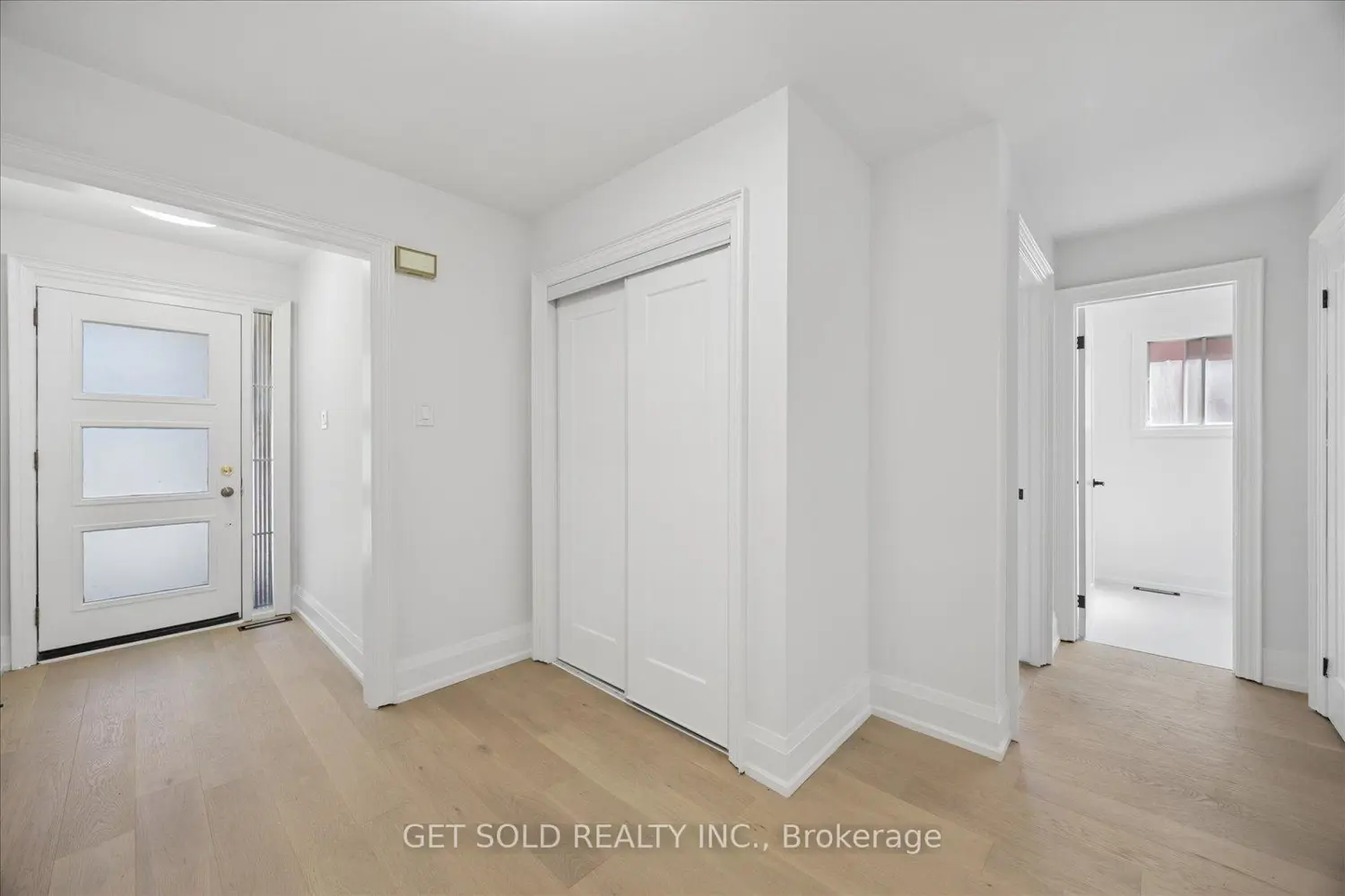 181 Brownridge Drive photo 5