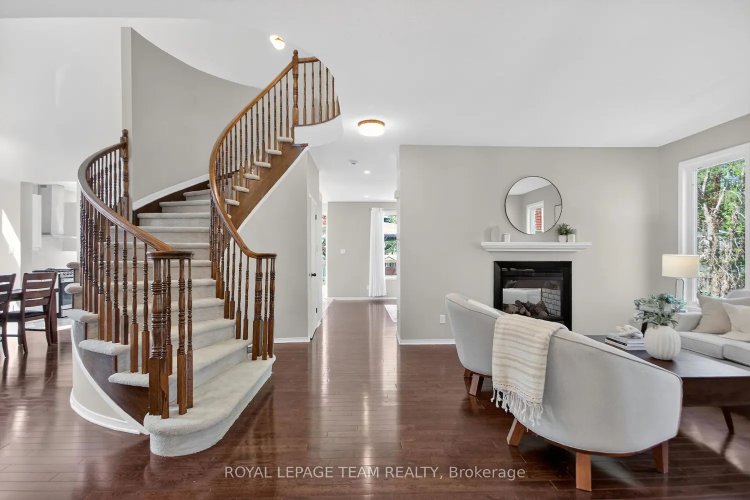 121 Muskego Crescent photo 2