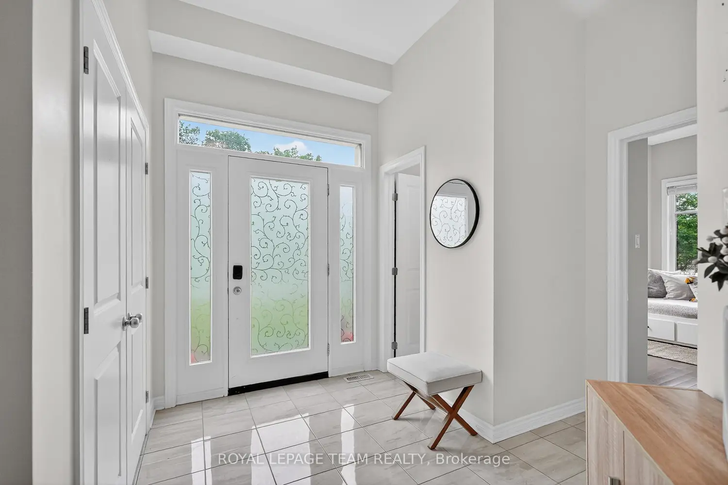 138 Eric Maloney Way photo 3