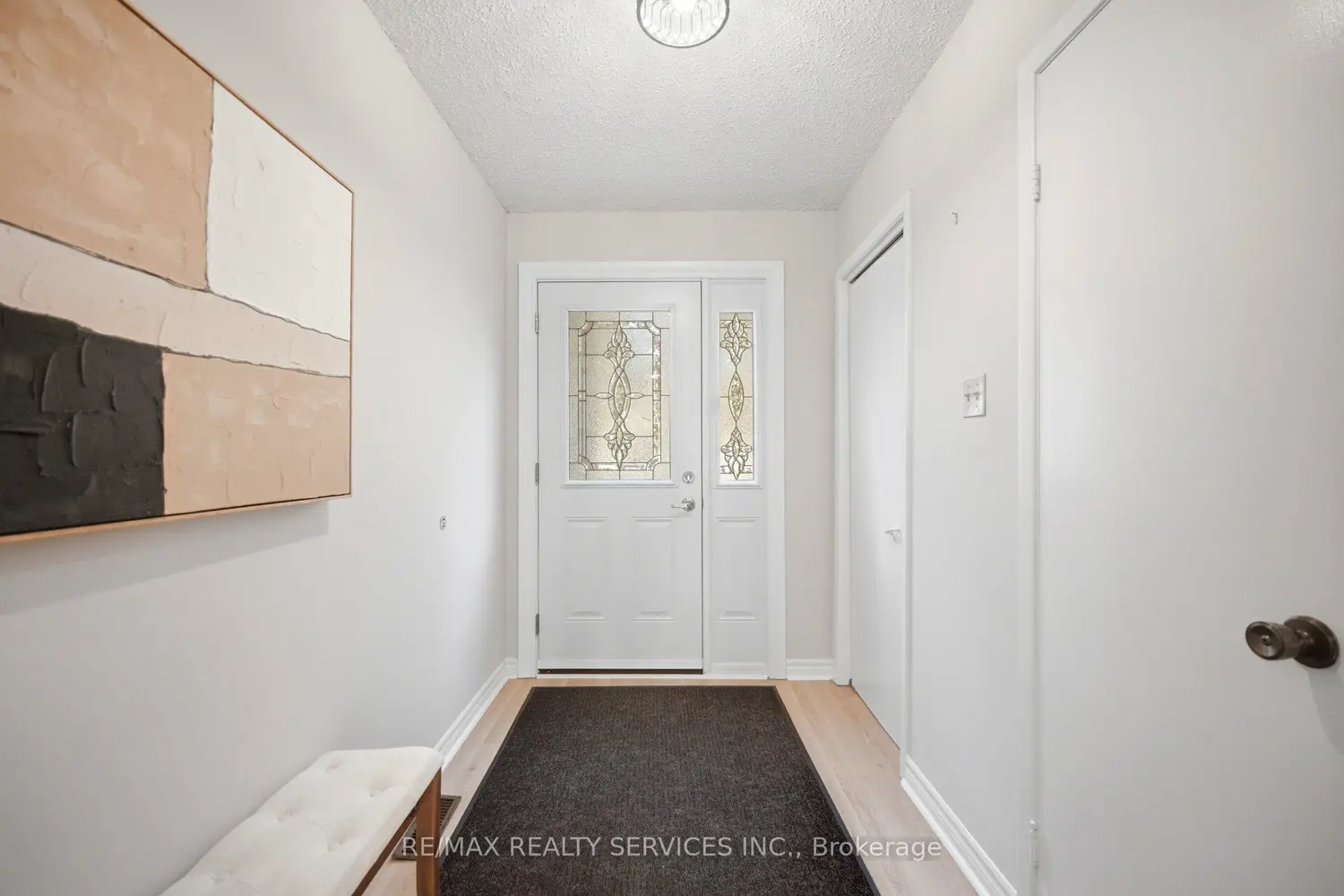 1842 Cricket Lane photo 2