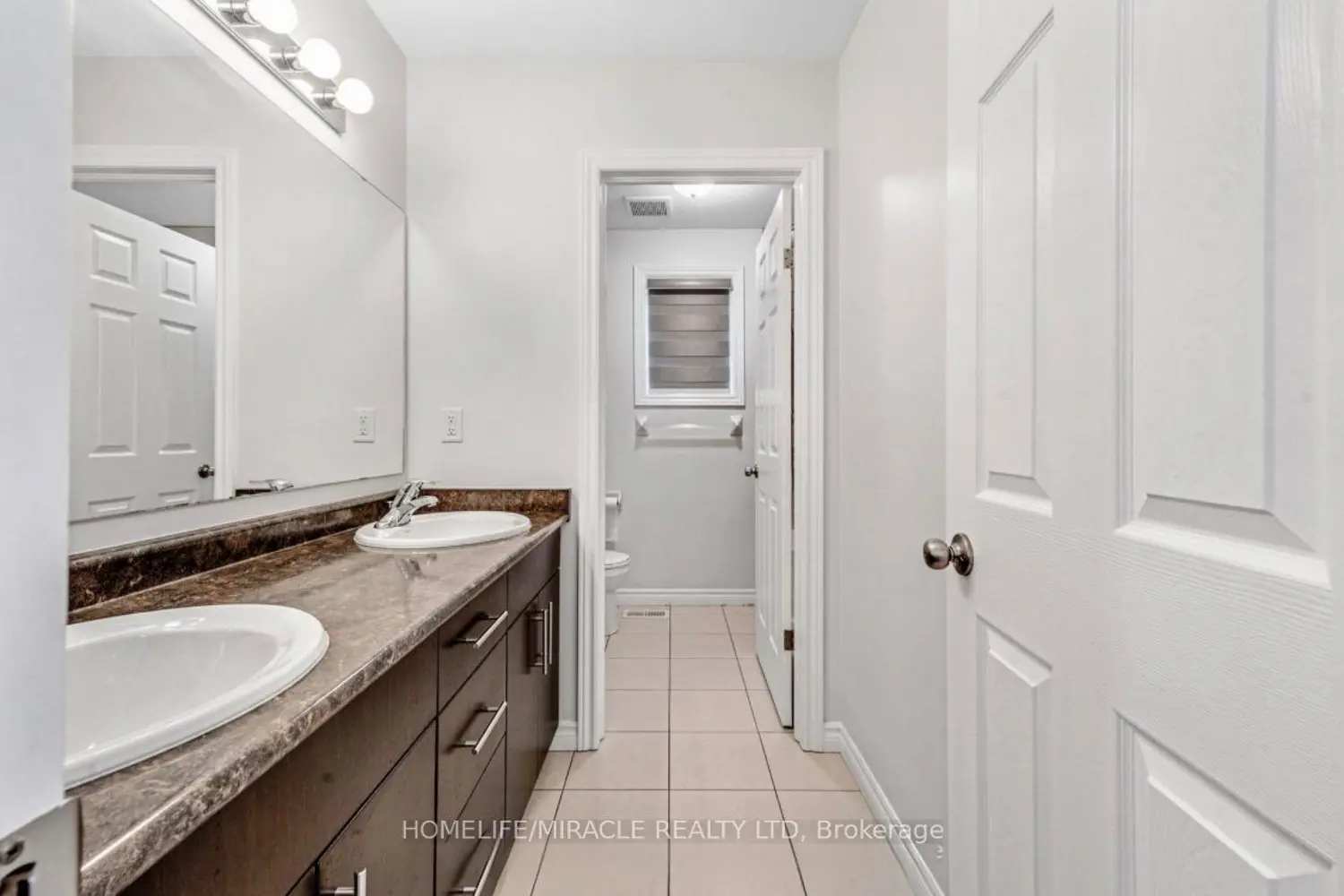 121 Steeplechase Way photo 5