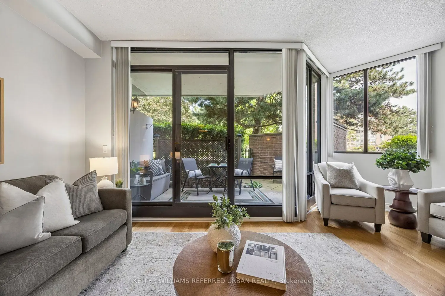 40 Baif Boulevard 103