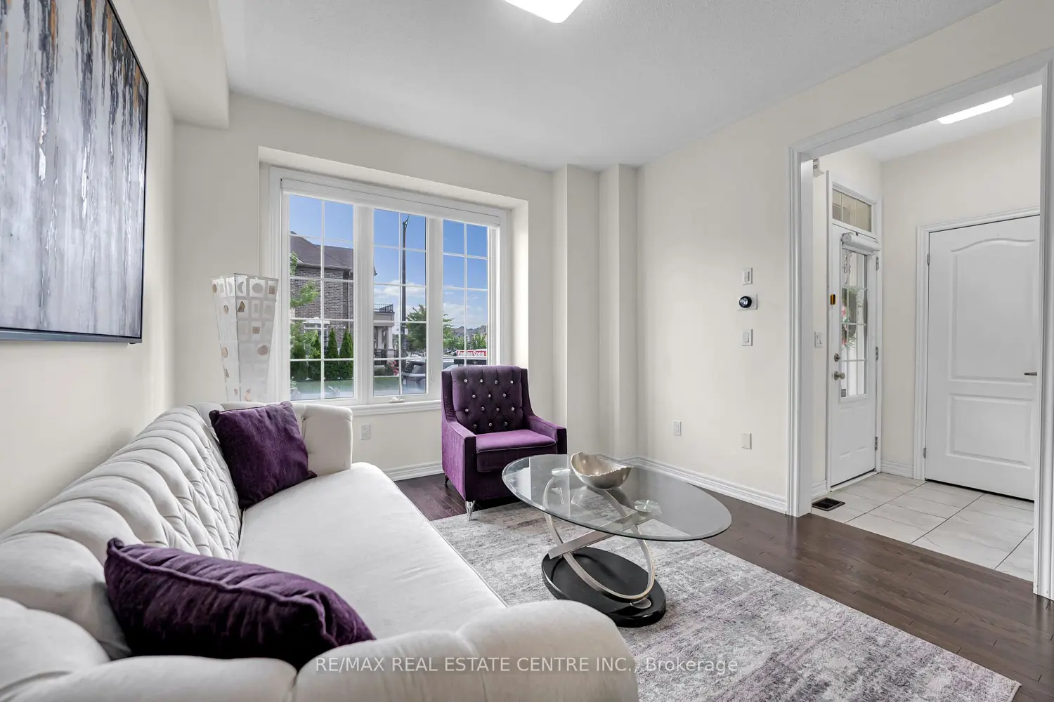76 Saint Dennis Road photo 4