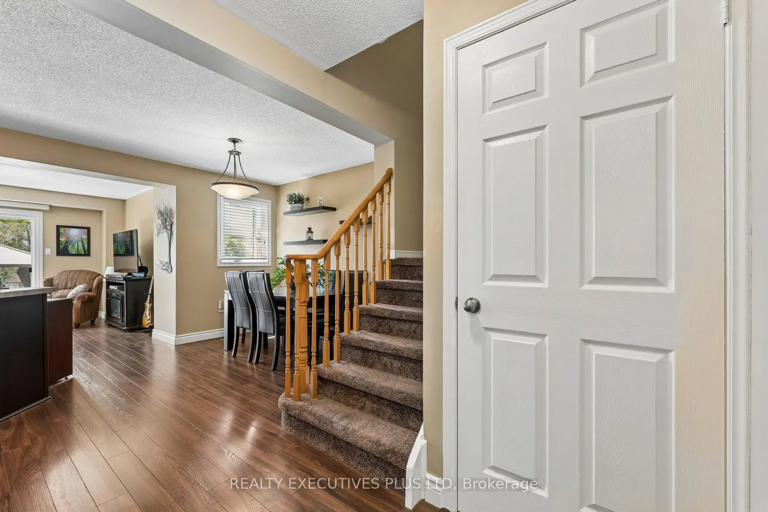 51 Ashbrook Way photo 2