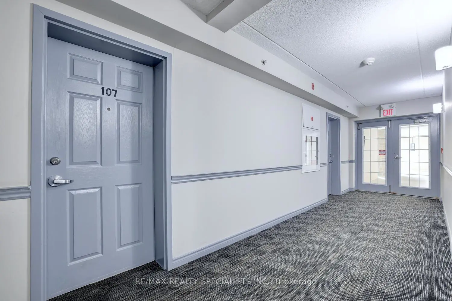 1490 Bishops Gate 107 photo 3