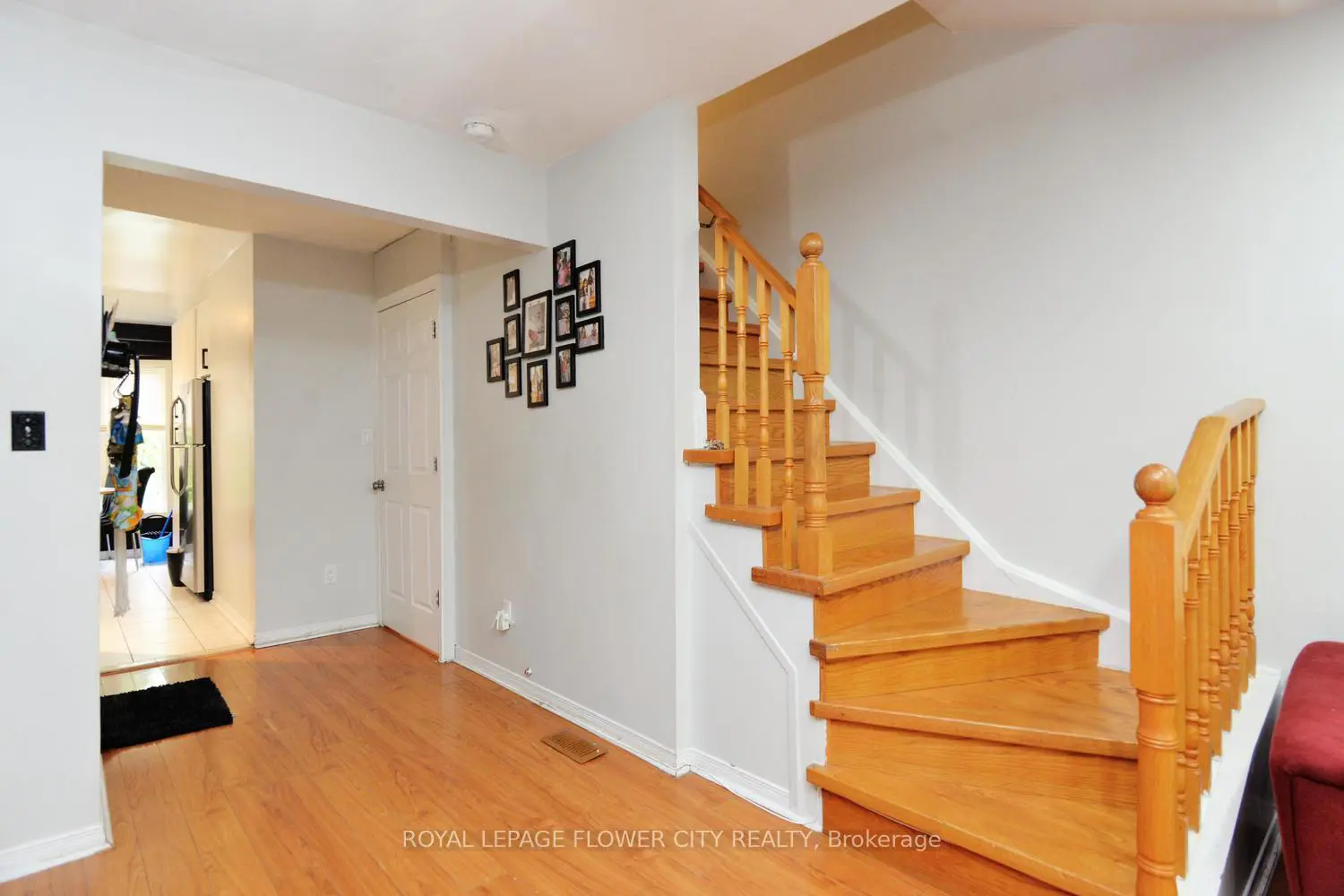 29 Rosebank Drive 908 photo 3