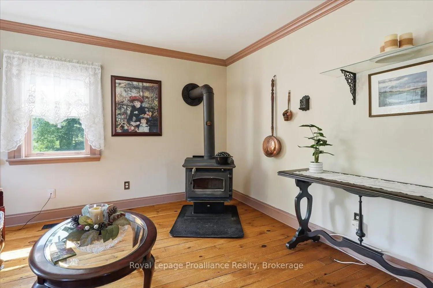 1539 E Hungerford Road photo 5