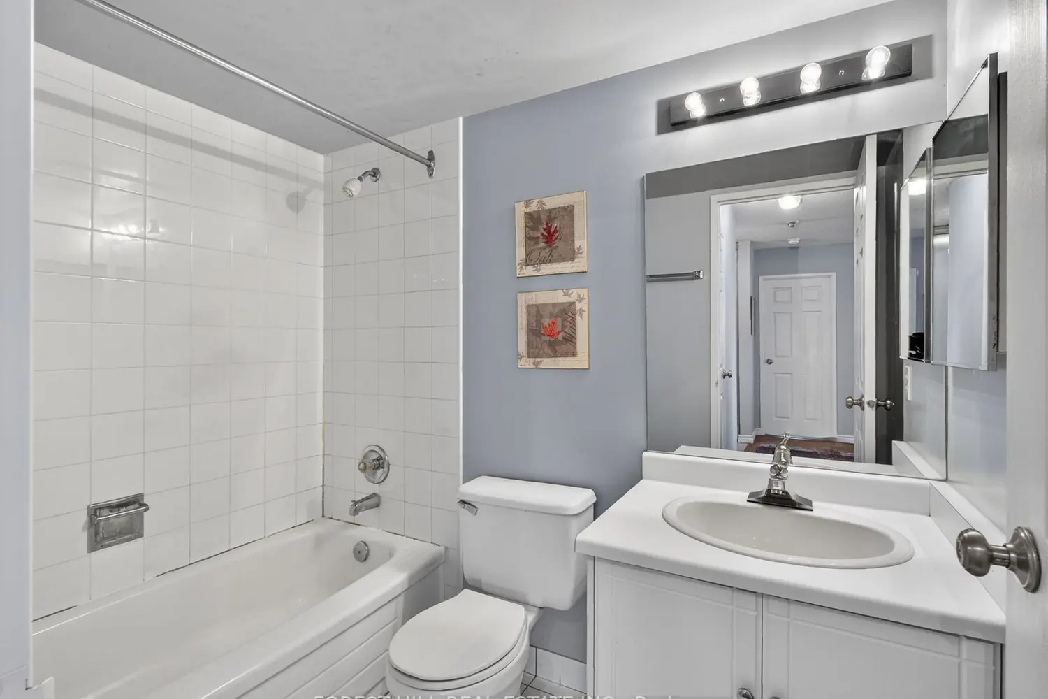 7460 Bathurst Street 1014 photo 3