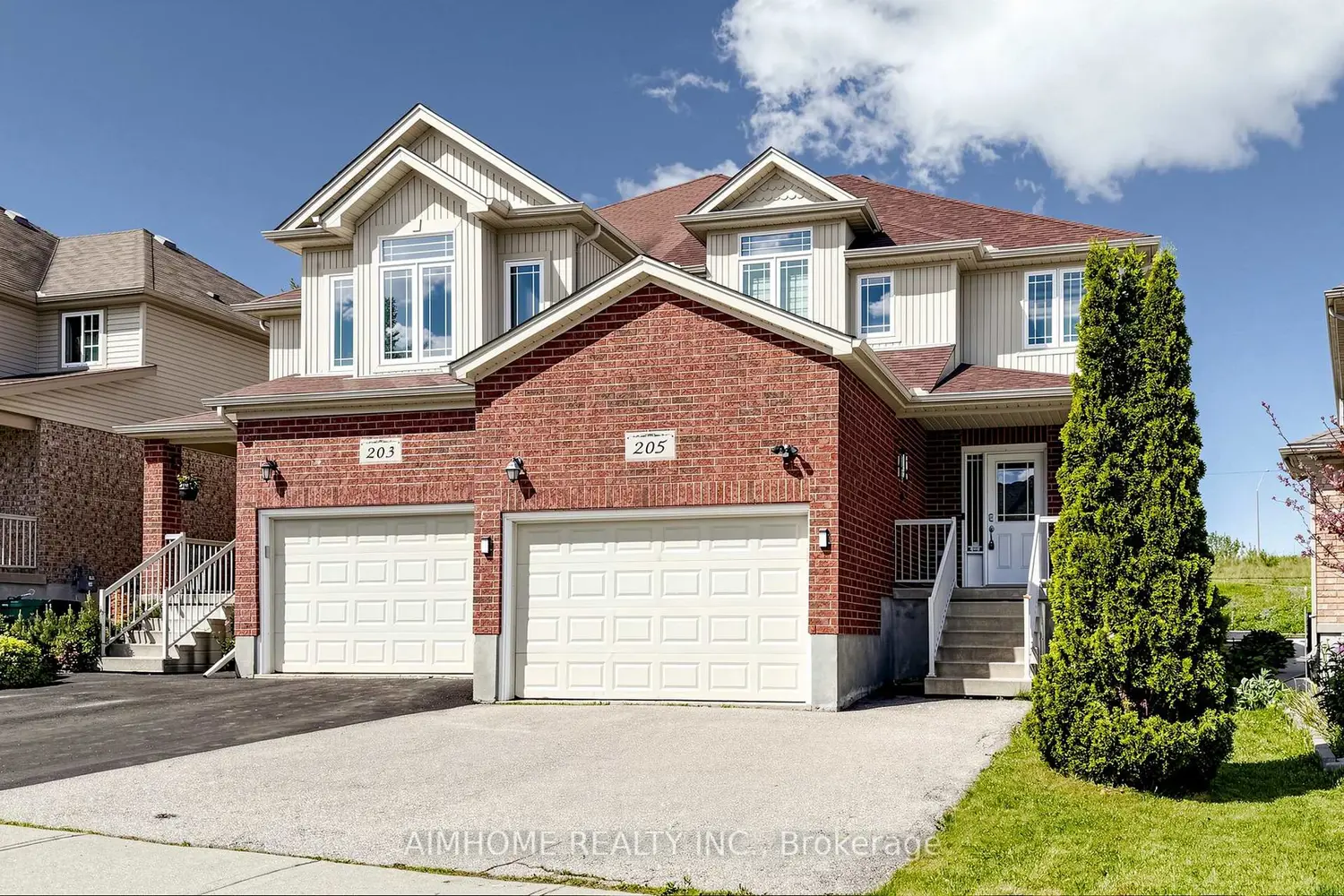 205 Huck Crescent