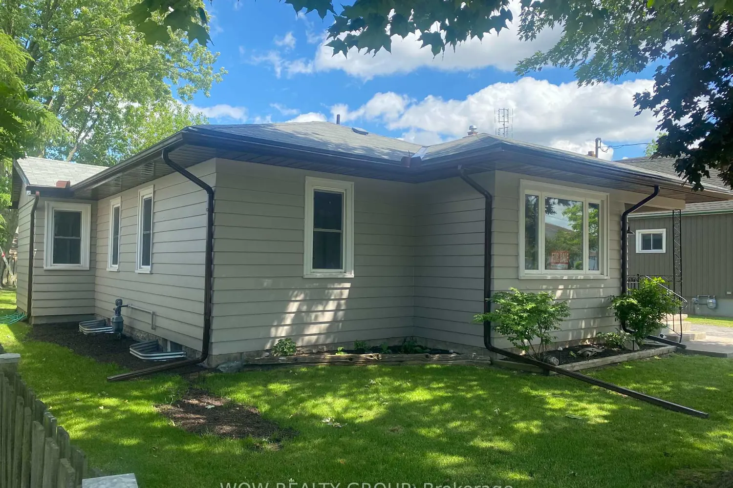 47 Clifford Avenue photo 4