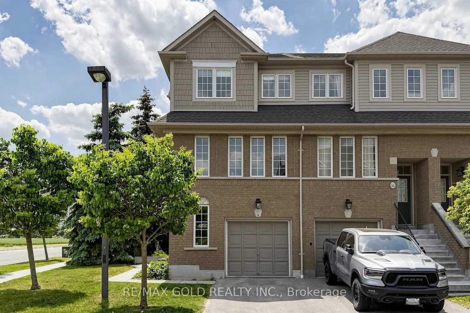 4950 Albina Way 182 photo 2