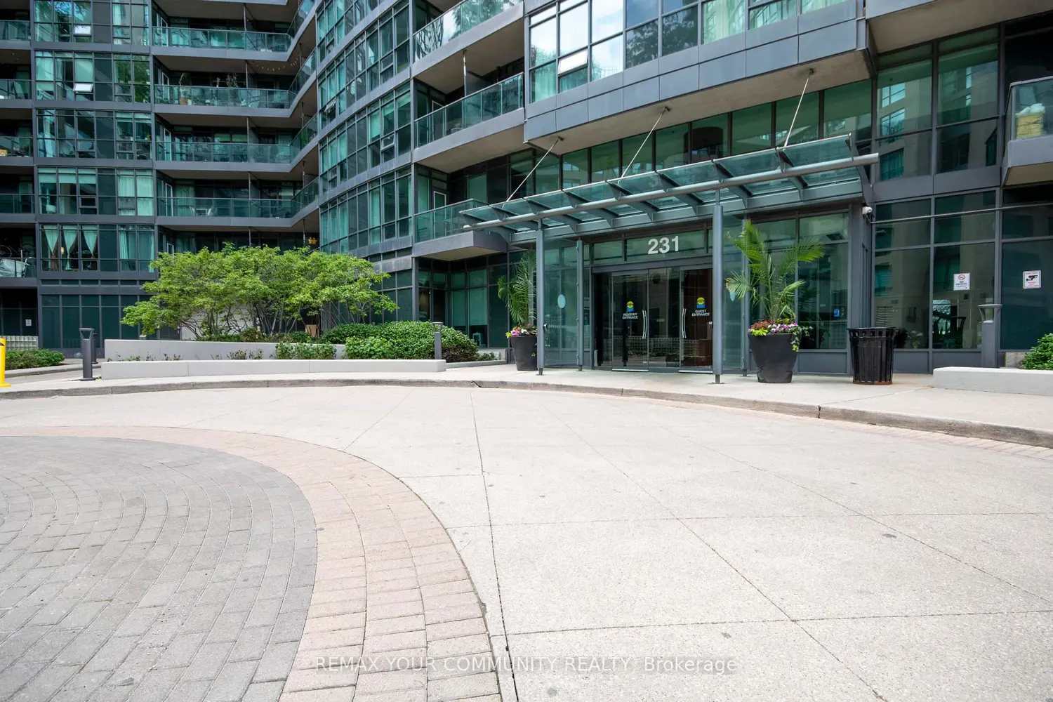 231 Fort York Boulevard 219 photo 3