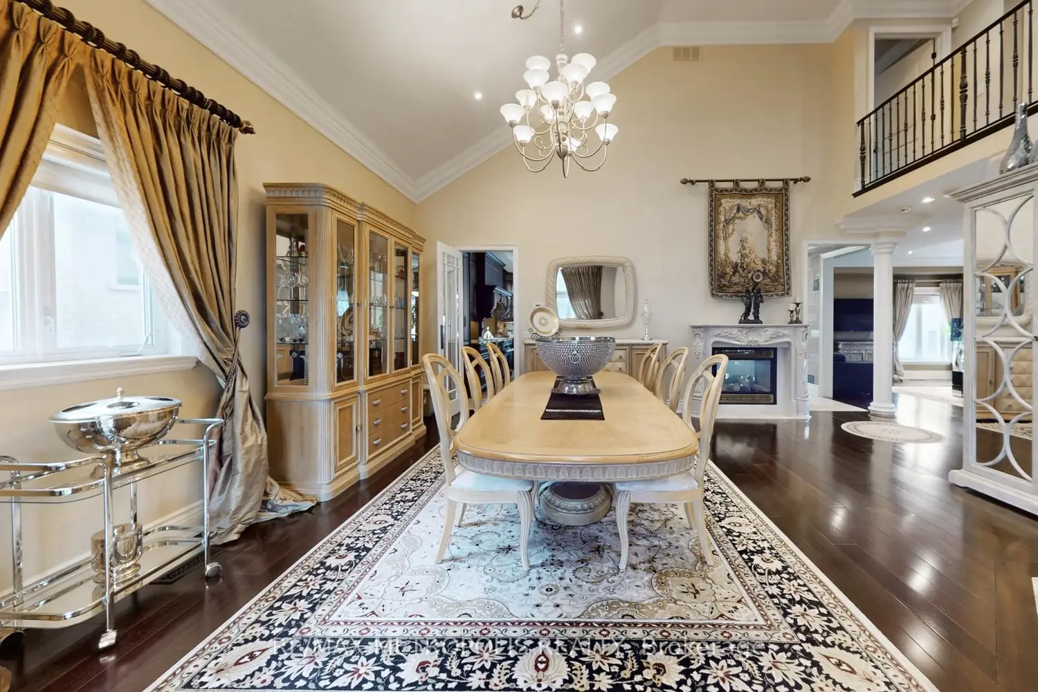 51 Babak Boulevard photo 3