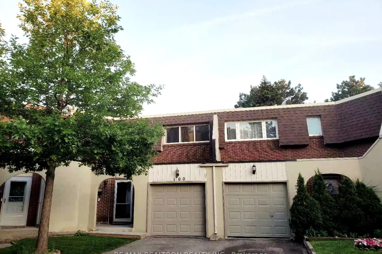1180 Mississauga Valley Boulevard 100