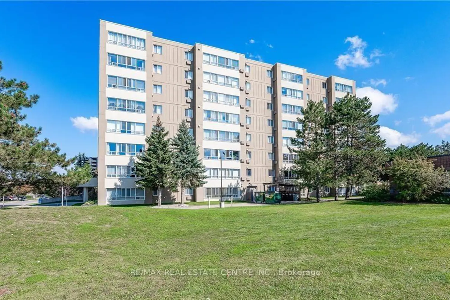 65 Highland Crescent 804 photo 2