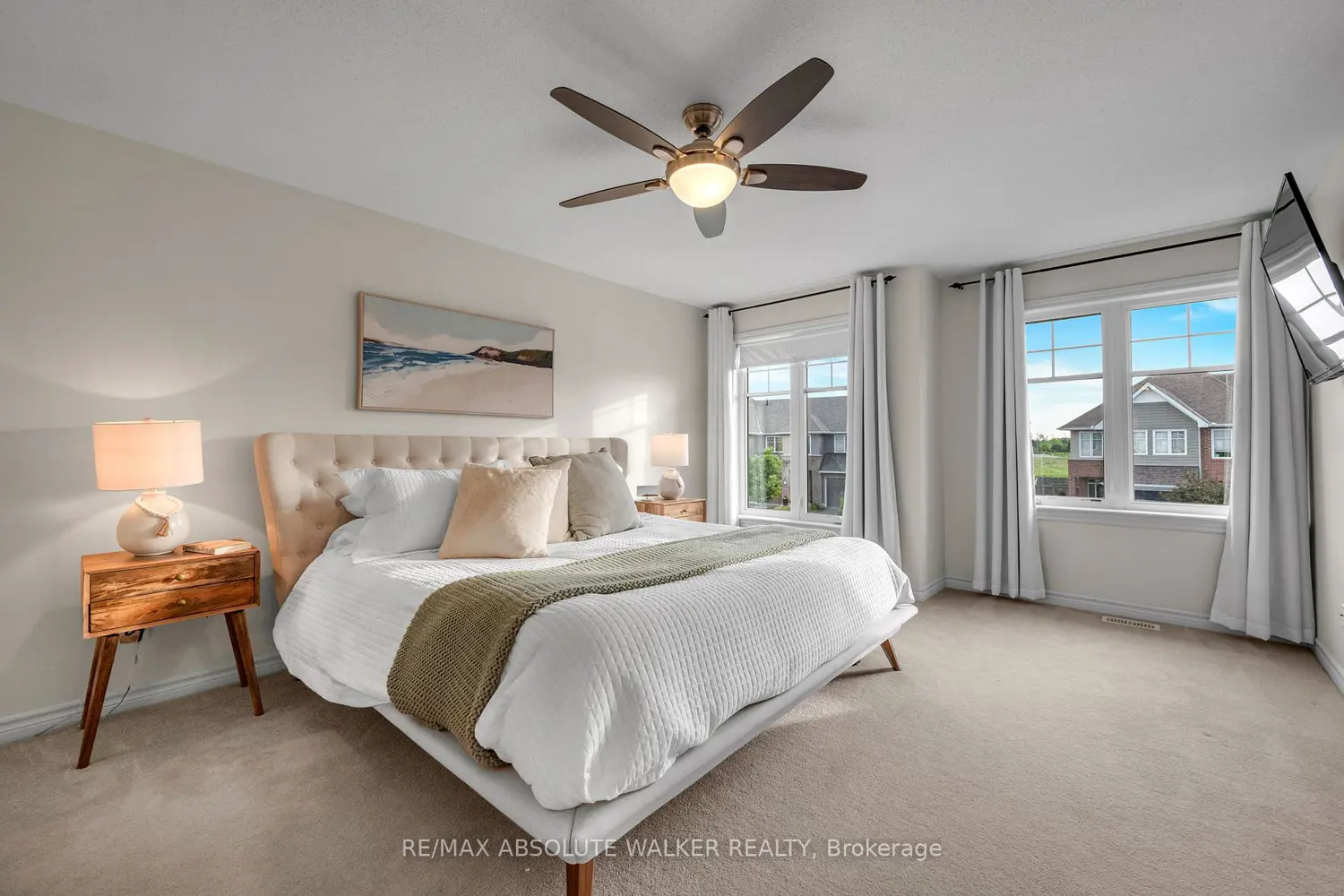 400 Gerry Lalonde Drive photo 2