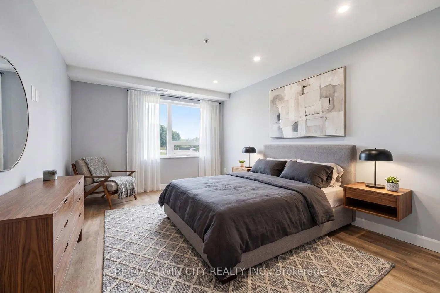 34 Norman Street 108 photo 3