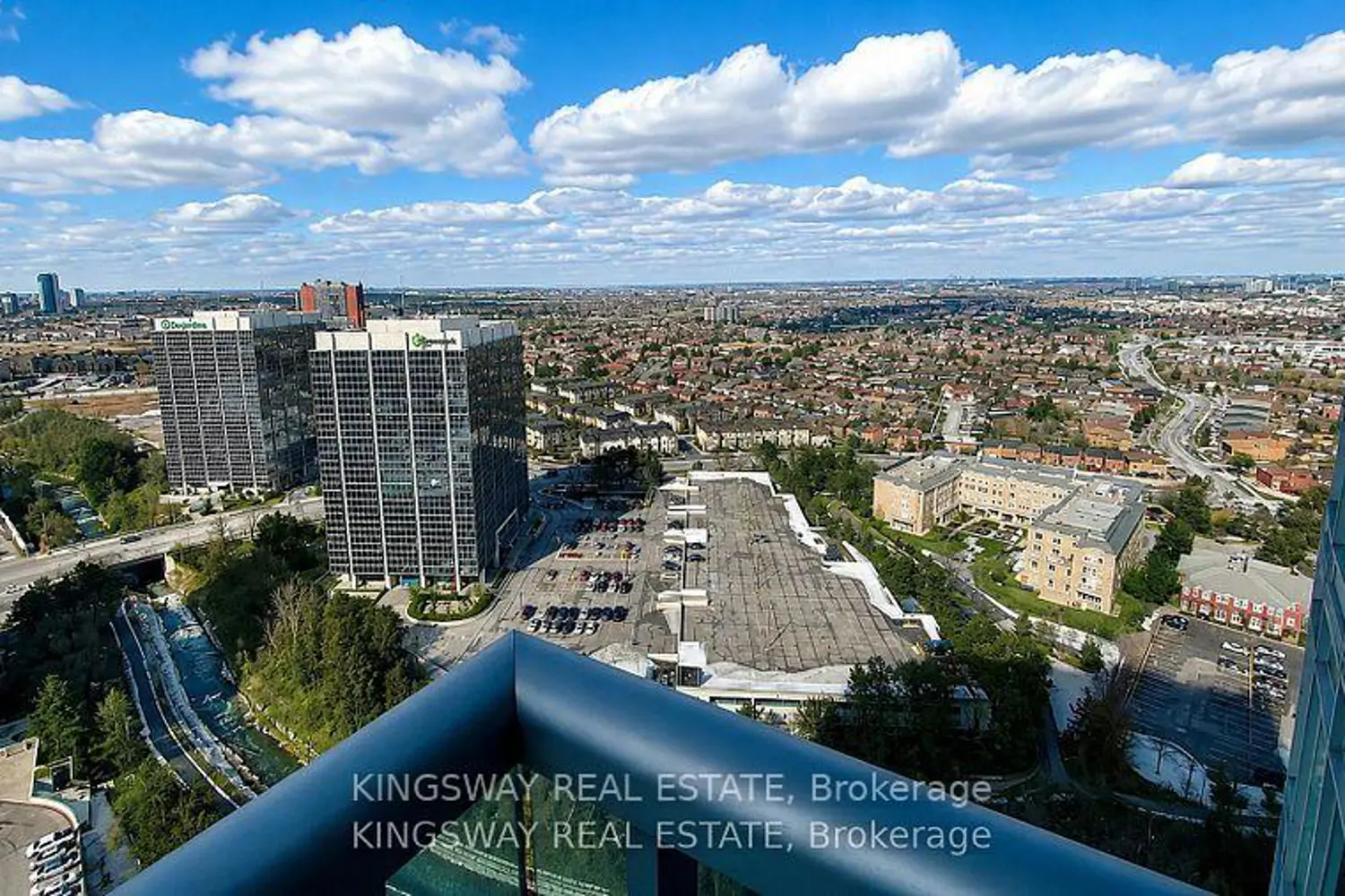 80 Absolute Avenue 2709
