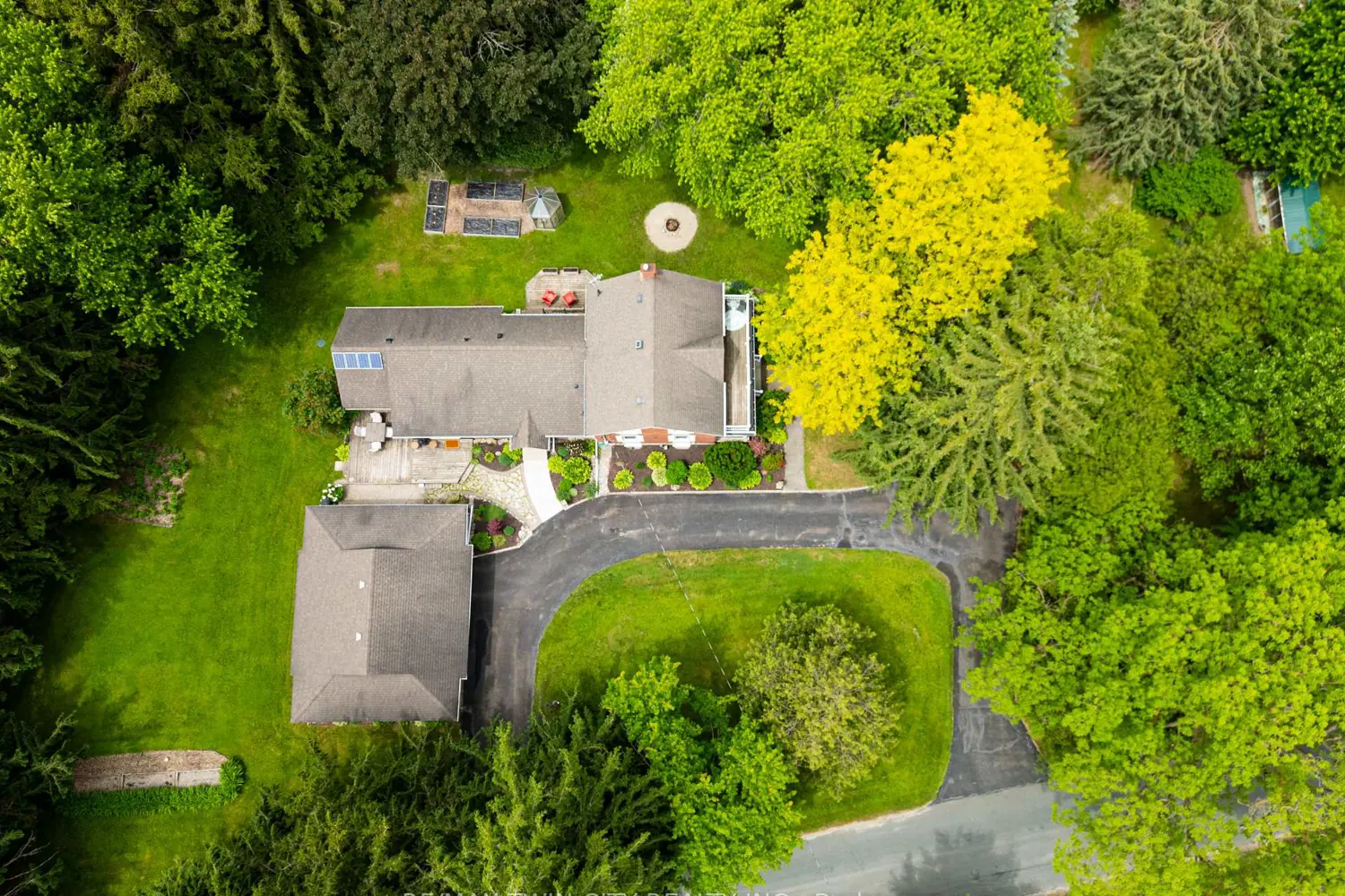 2870 Forest Road photo 2