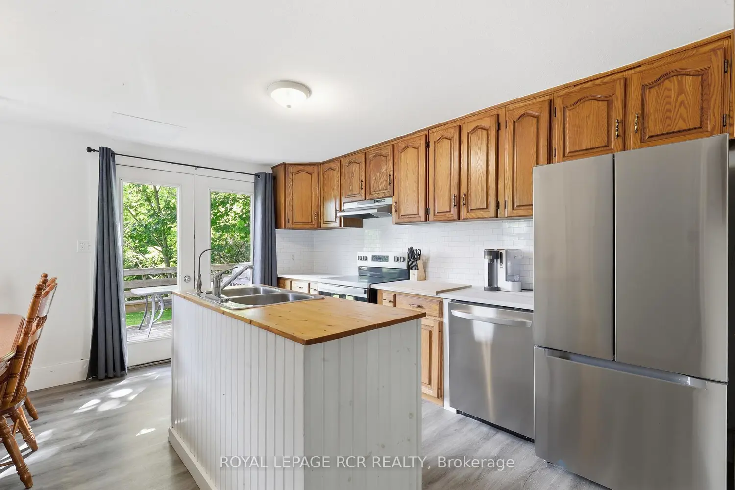 170 Edward Street photo 4