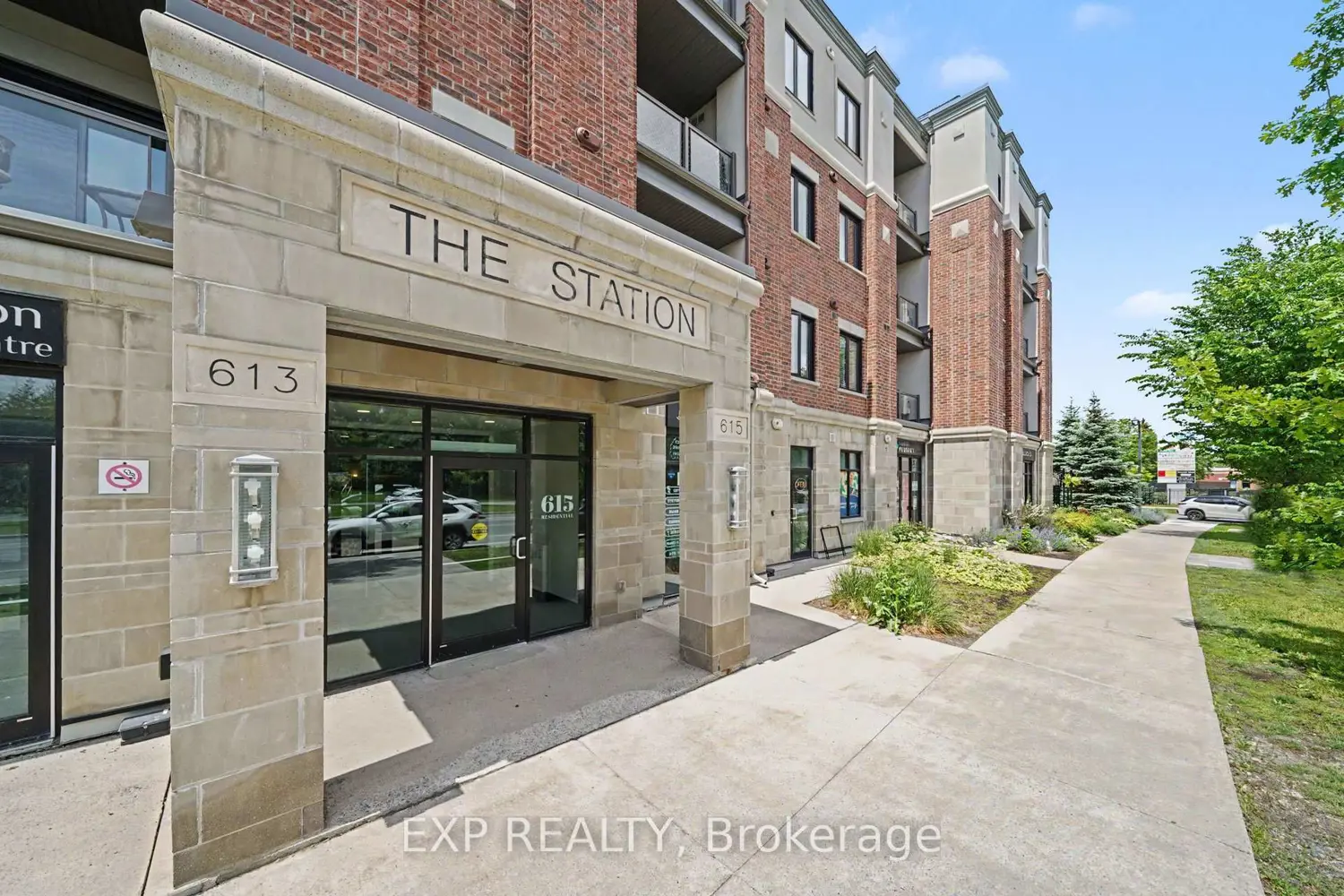 615 Longfields Drive 405