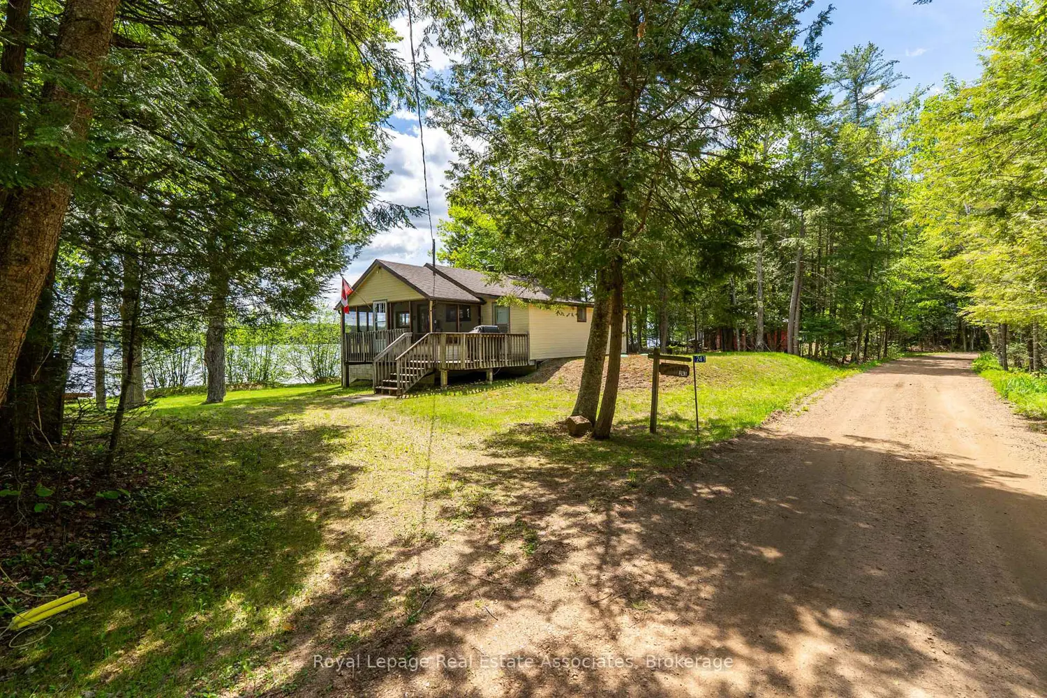 243 Beach Lane photo 2