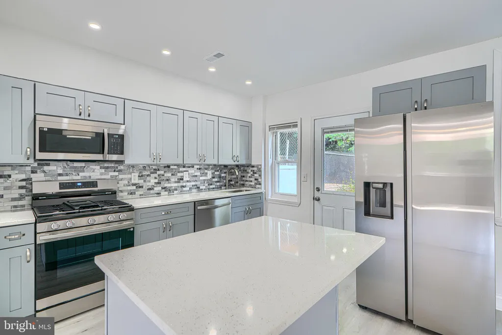 2322 Druid Park Drive, Baltimore, MD 21215 photo 4