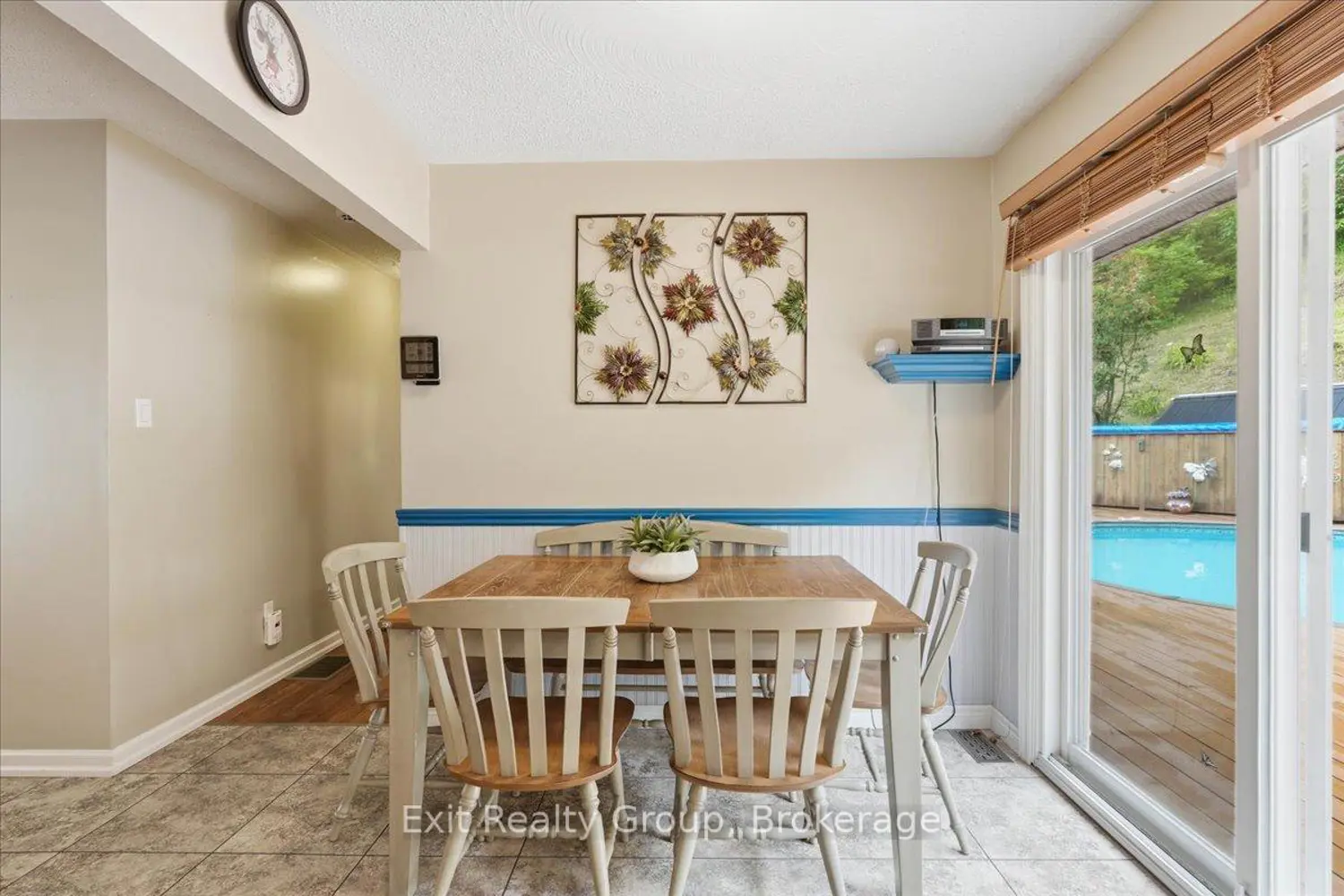 427 Townsend Road photo 5