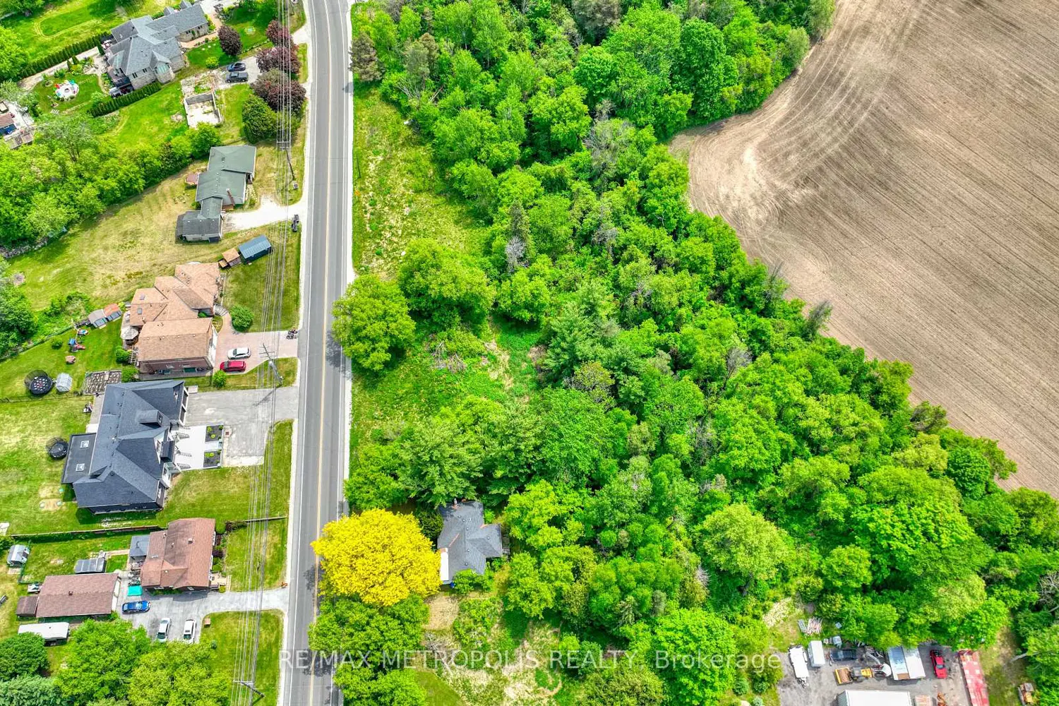 4605 Lloydtown-Aurora Road photo 4