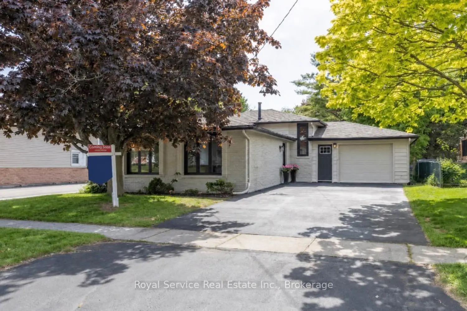 567 Daintry Crescent