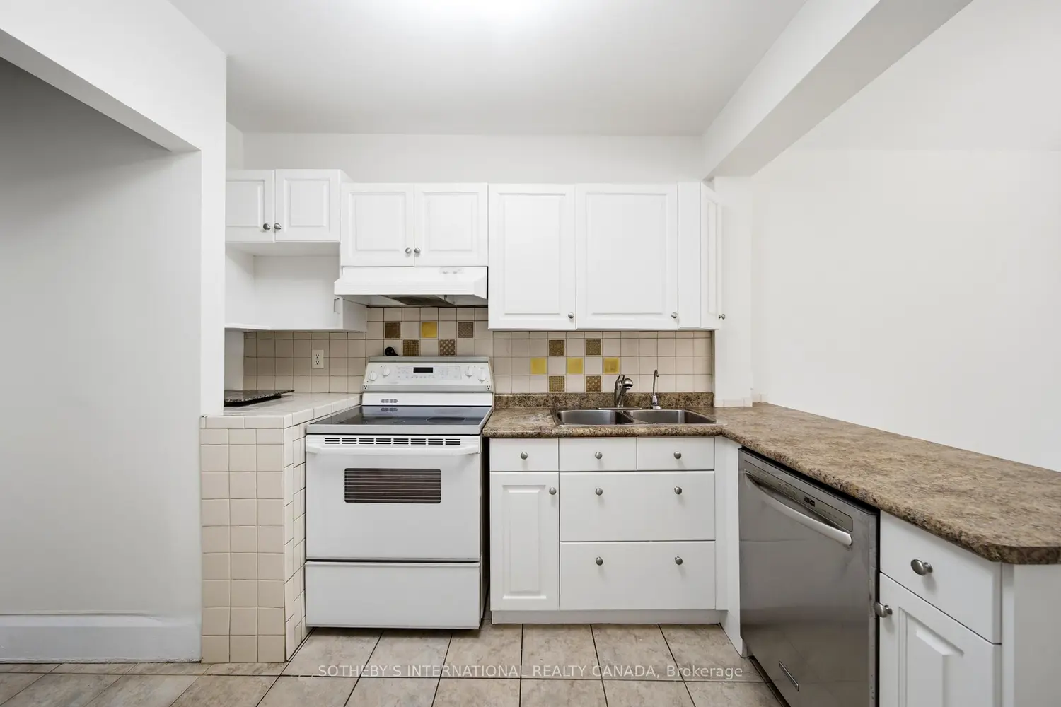 20 Bicknell Avenue photo 5
