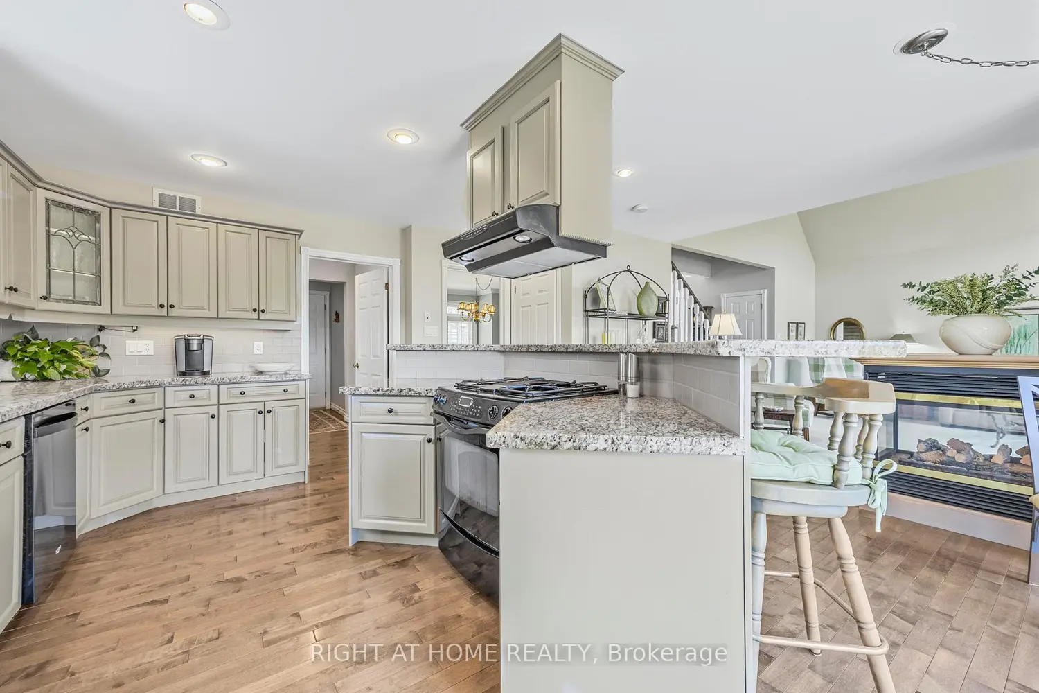 57 Highland Drive photo 3