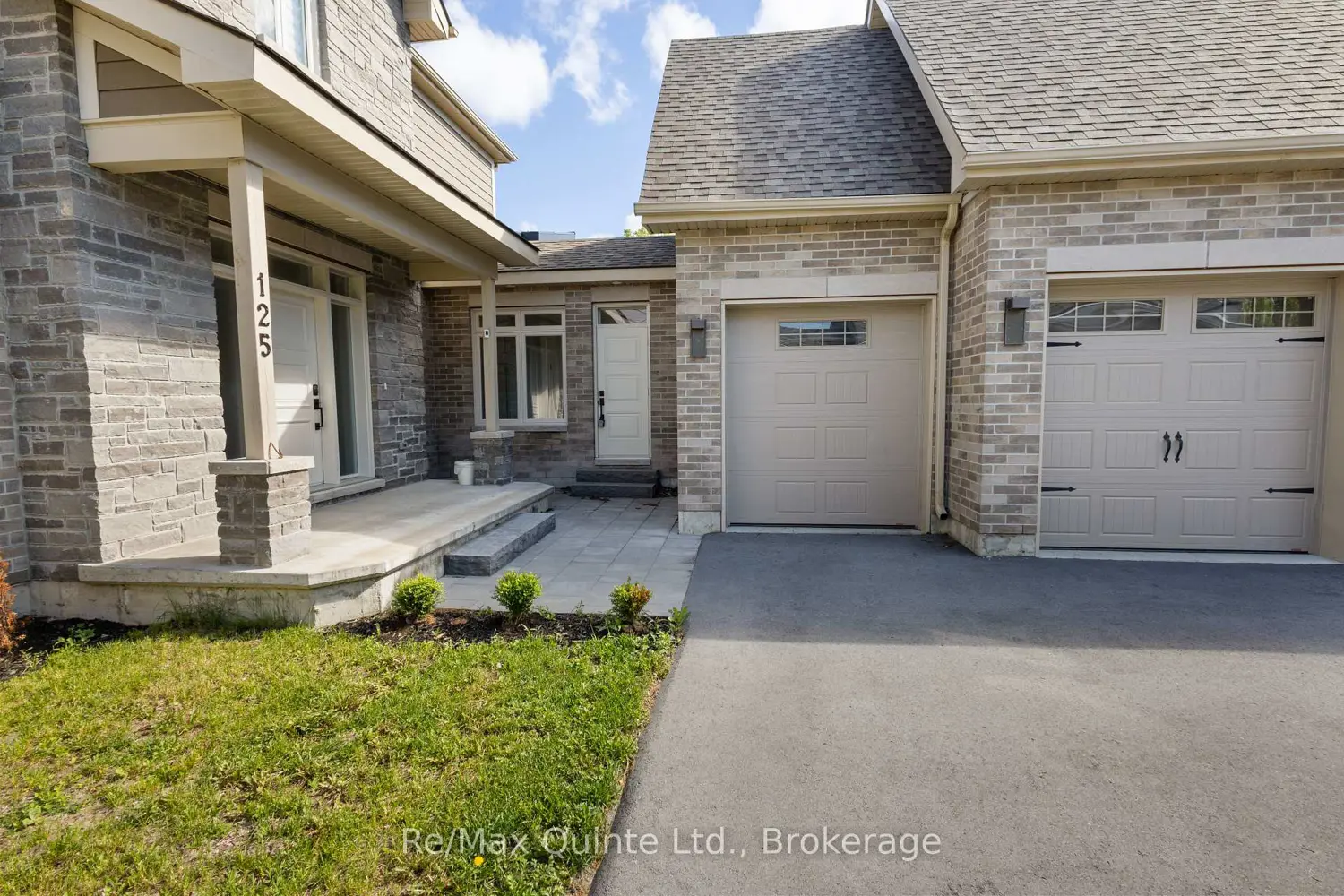 125 Villeneuve Drive photo 4