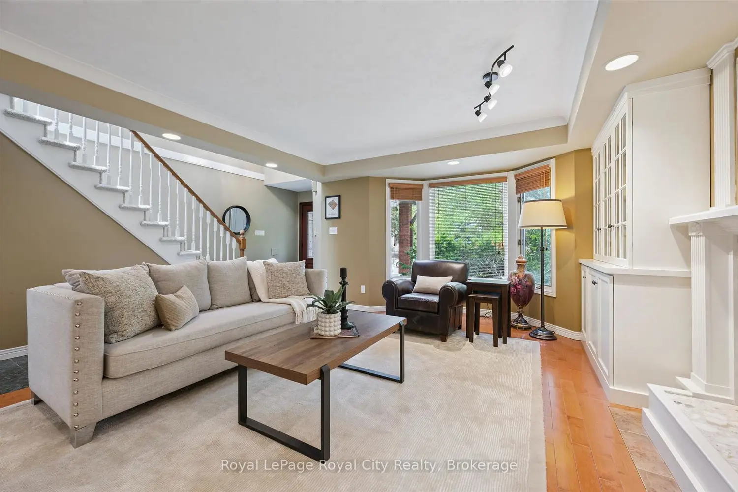 47 Caledonia Street photo 2
