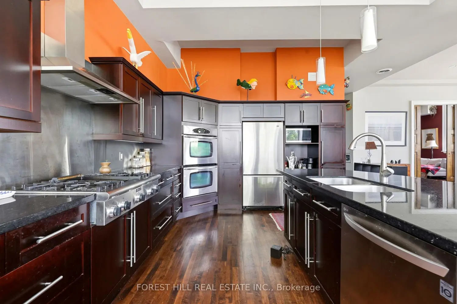 72 Pine Street 301 photo 4