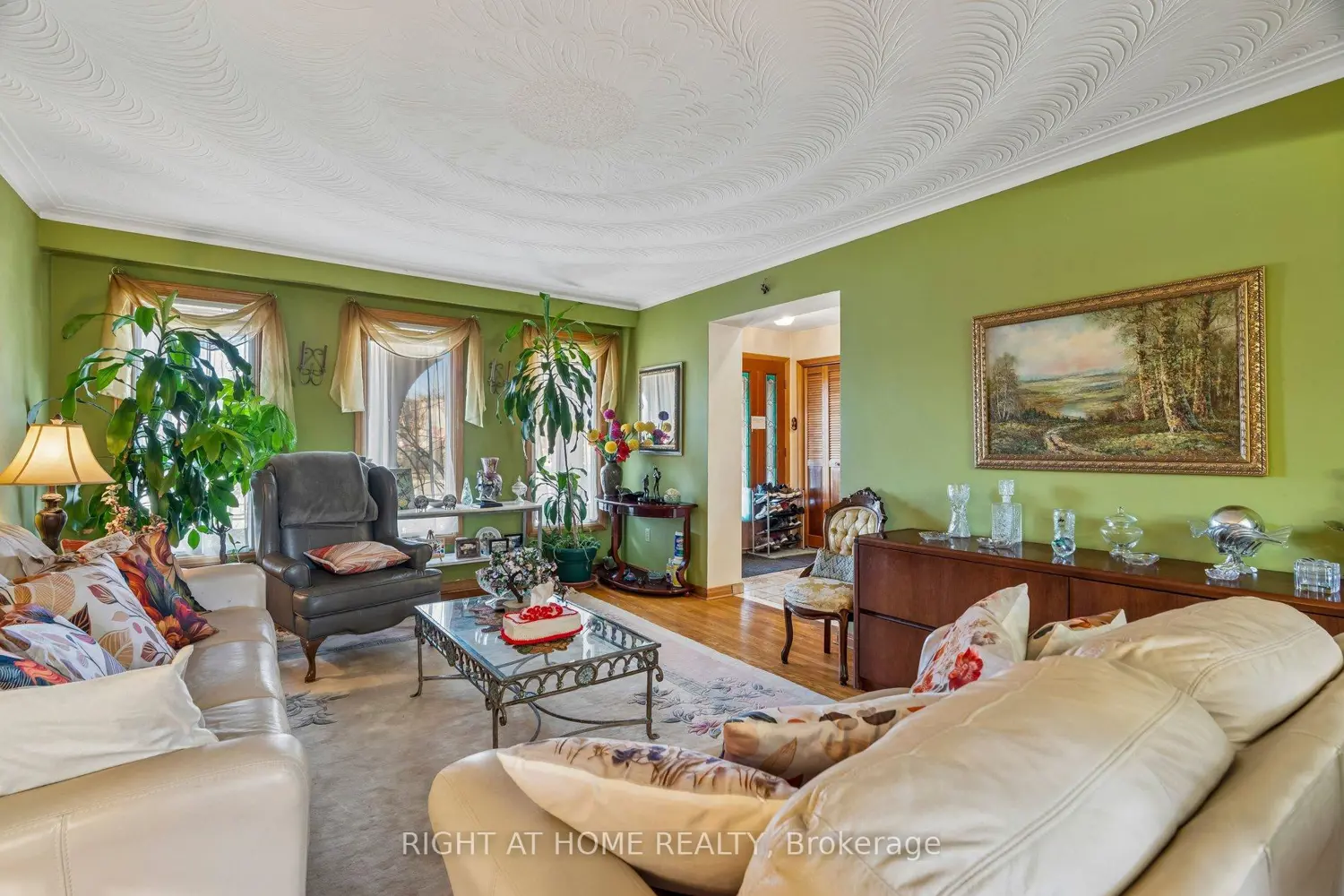 16 Ascolda Boulevard photo 3