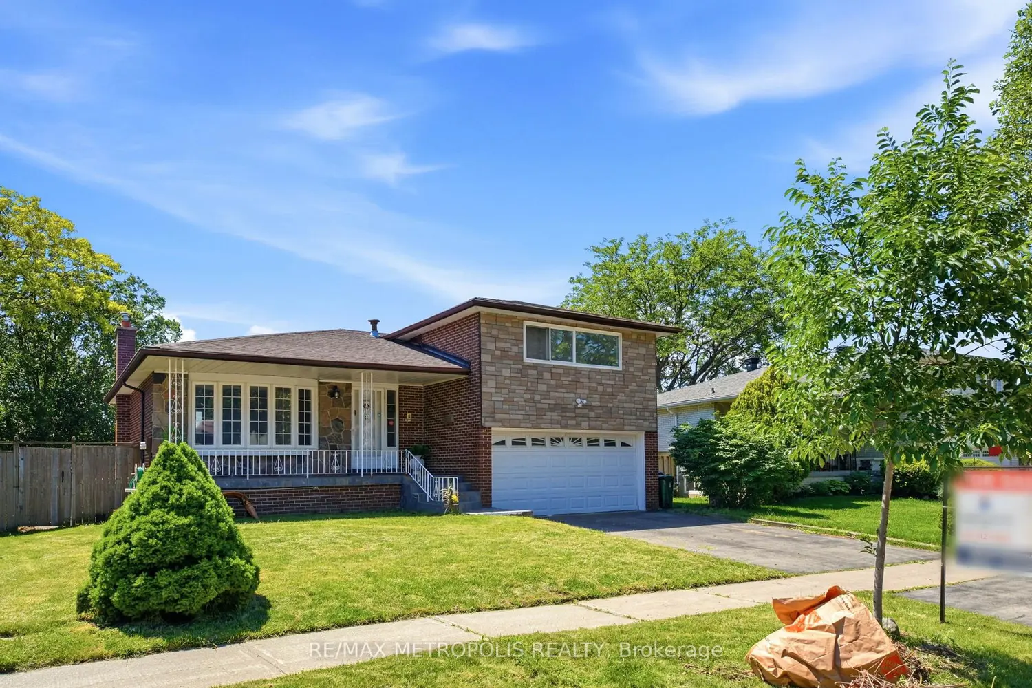 31 Langevin Crescent