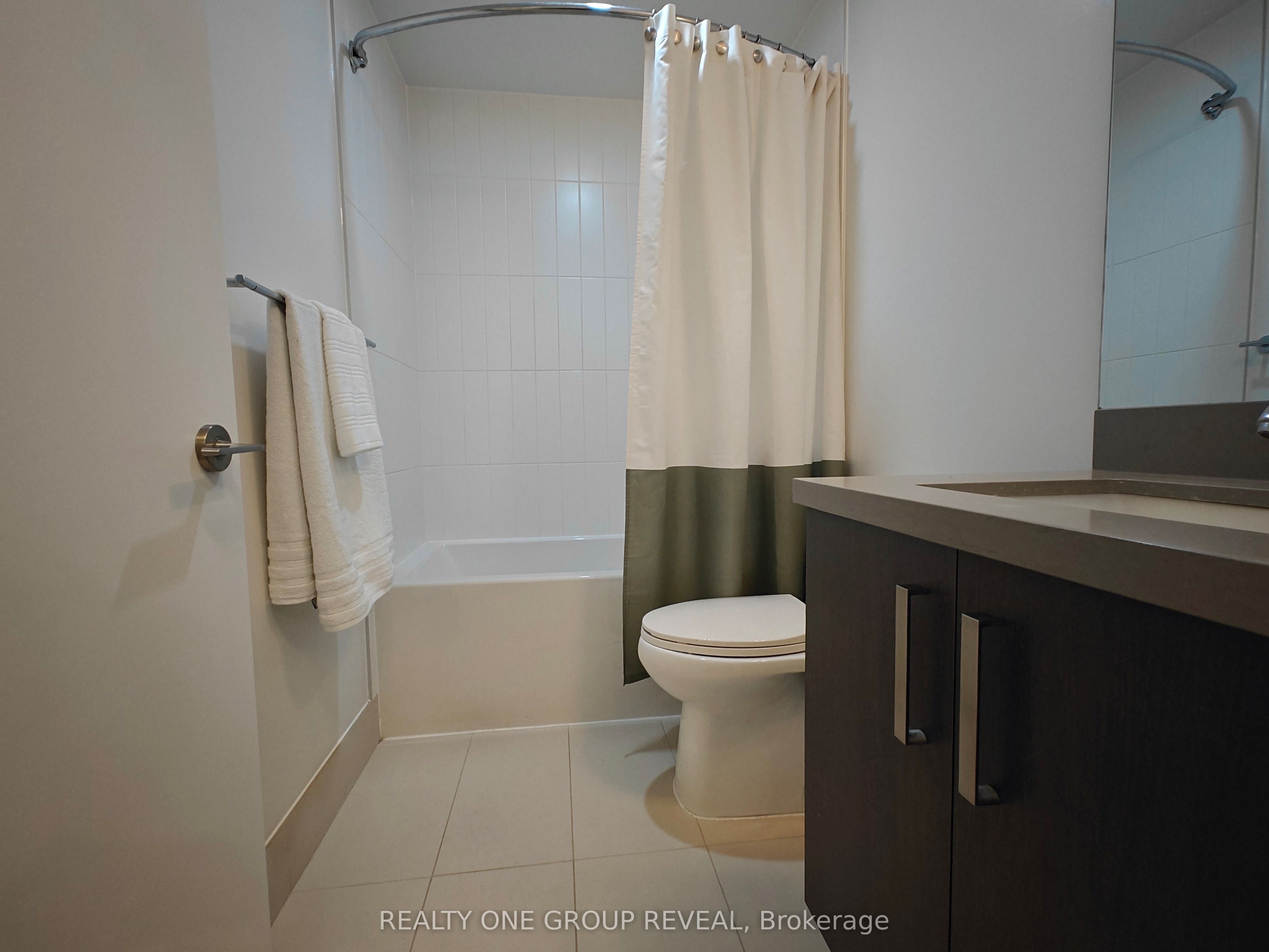 213S-455 Front Street E, Toronto, ON, M5A 0G2 photo 5